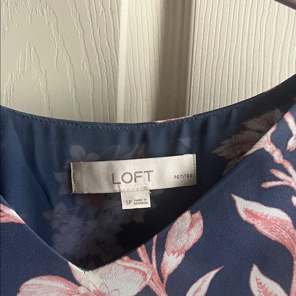 LOFT Navy and Pink Floral Blouse - Picture 2 of 3